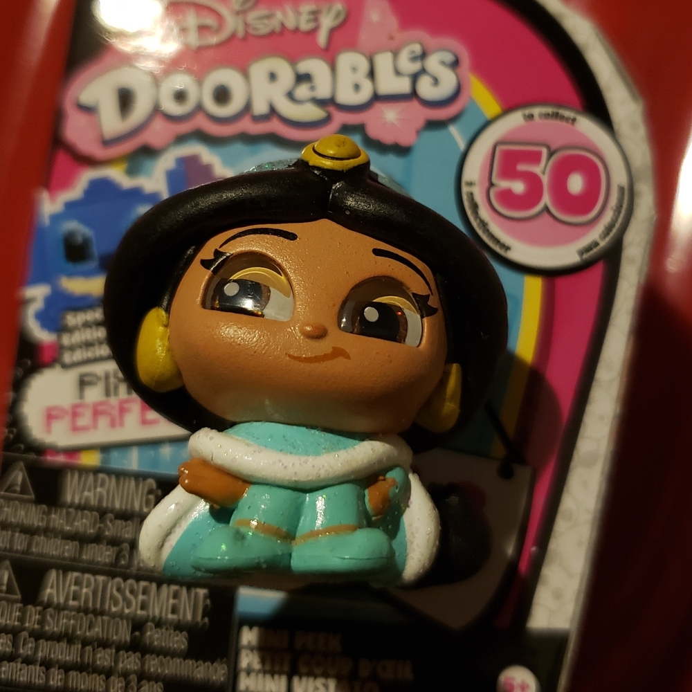 Jasmine disney doorable series 12 new!! Not in packaging.